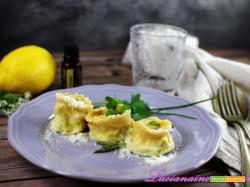 Ravioli al limone e ricotta