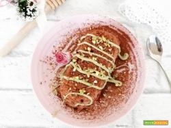 Porridge cremoso allo yogurt e cacao