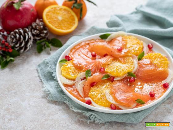 Salmone affumicato con arance e finocchi