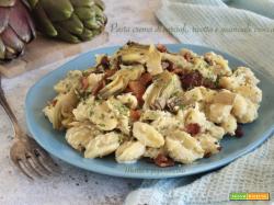 Pasta con crema di carciofi, ricotta e guanciale croccante