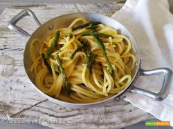 Carbonara di asparagi selvatici