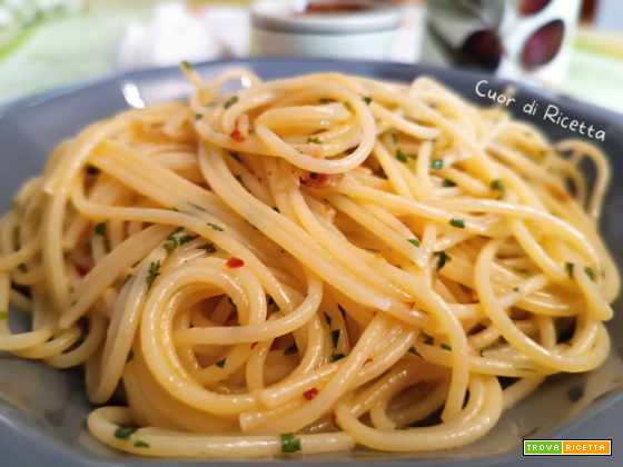 Spaghetti aglio olio e peperoncino cremosi