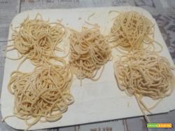 Spaghetti alla chitarra con pasta maker