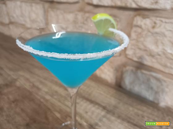 Blue Margarita ricetta: come fare a casa il famoso cocktail (Margarita Azul)