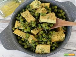 Tofu spadellato con piselli