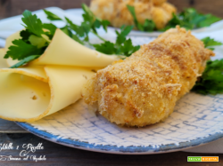 Involtini di pollo con prosciutto e formaggio