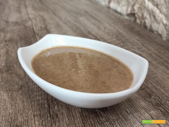 Tahini: ricetta della salsa Tahina (o Tahin) a base di semi di sesamo