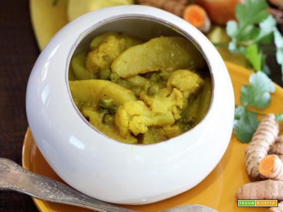 Aloo Gobi (curry di cavolfiore e patate)