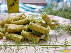 Pasta al pesto di finocchietto e mandorle