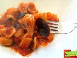 Pasta alla Turiddu: specialità siciliana e variante