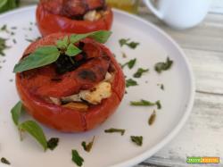 Pomodori al forno con verdure e cacioricotta