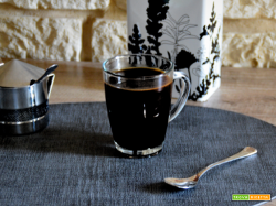 Caffè americano come si fa? Passaggi e macchina da utilizzare