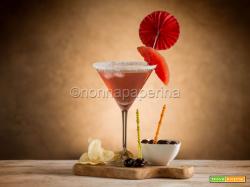 Martini cocktail con anguria, una variante unica