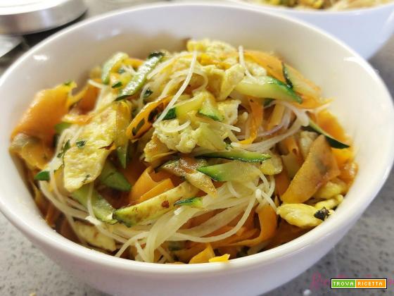 Spaghetti di Riso Cinesi con Verdure
