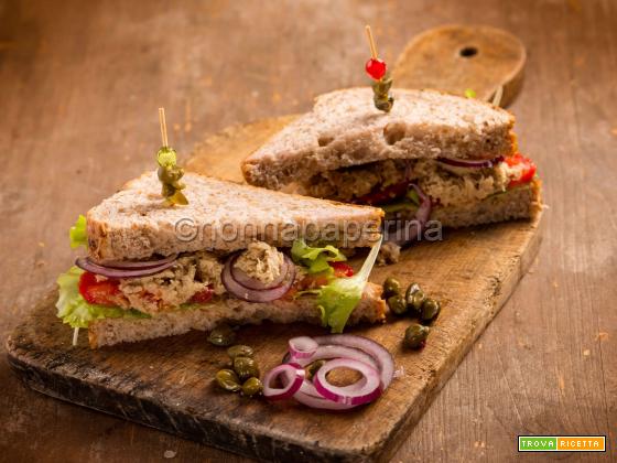 Sandwich con tonno vegano, un’idea unica e sfiziosa