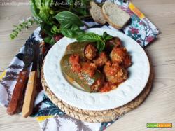 Zucchine ripiene di carne e polpette al sugo