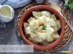 Patate alla senape con yogurt e maionese