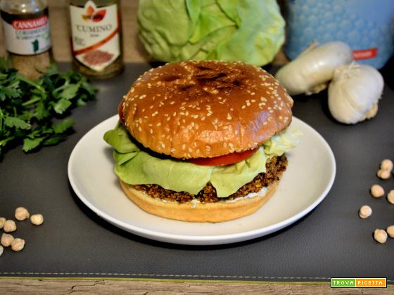 Falafel Hamburger ricetta: un panino che ti stupirà