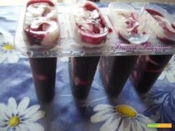 Ghiaccioli con yogurt e succo di frutta