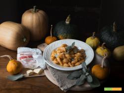 Gnocchi di Zucca con burro e salvia {senza uova}.