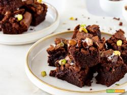 BROWNIES AI PISTACCHI SALATI