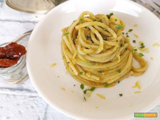 Pasta in crema di cannellini e pomodori secchi