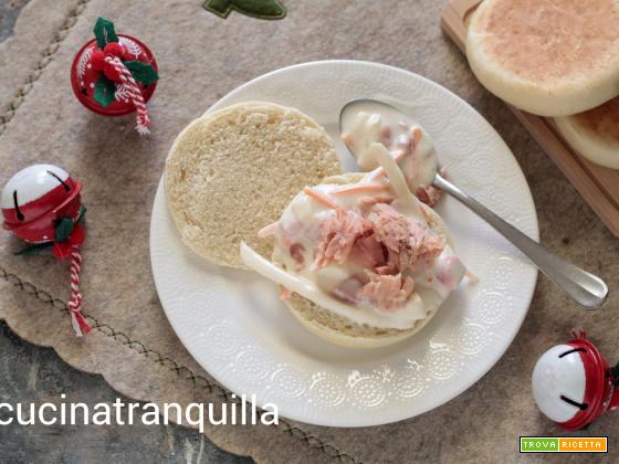 Tigelle natalizie al tonno