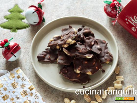 Arachidi al cioccolato fondente