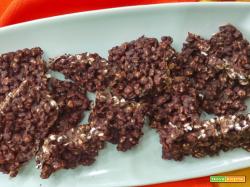 Barrette senza glutine di cioccolato fondente e grano saraceno soffiato