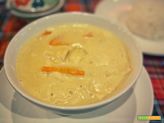 Kaeng kari kai (Thailandia)