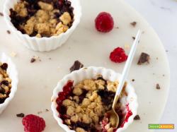 CRUMBLE LAMPONI CIOCCOLATO CON AVENA