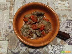 Fegatini di pollo con pomodorini