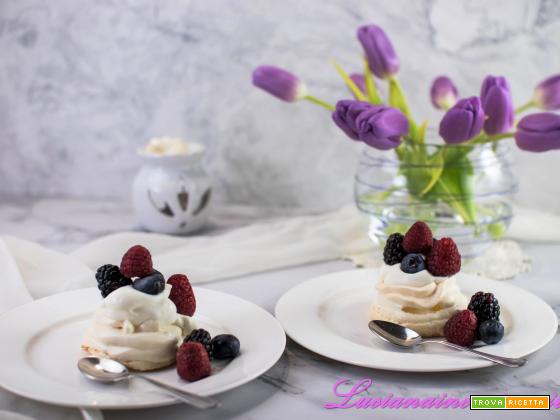 Mini pavlovas