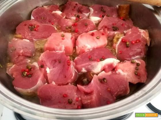 Filetto di maiale con patate e funghi
