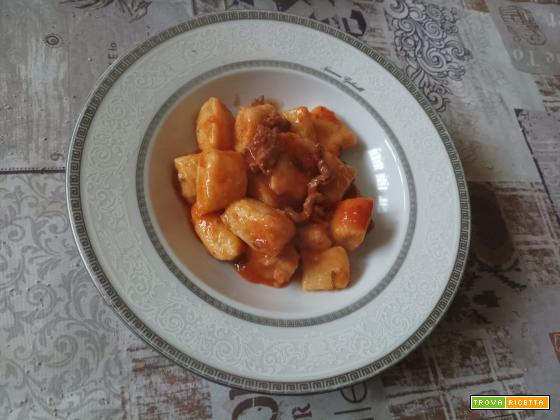 Gnocchi di polenta al ragù