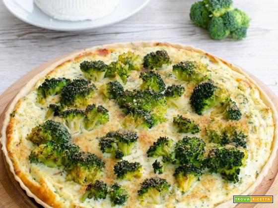 Crostata salata con broccoli prosciutto e ricotta Deliziosa: un abbraccio di sapori che riscalda l’inverno