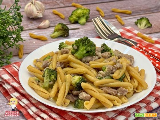 PASTA SALSICCIA E BROCCOLI