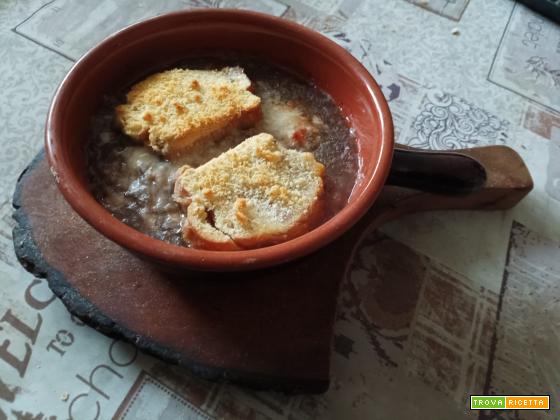Zuppa di cipolle alla toscana