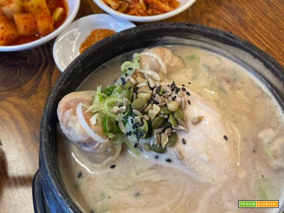 Samgyetang (Corea)