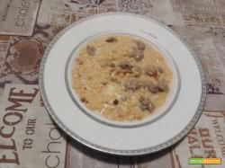 Fregola con salsiccia e gorgonzola