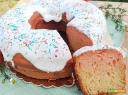 Ciambella all’alchermes con glassa: cotta nel fornetto Versilia